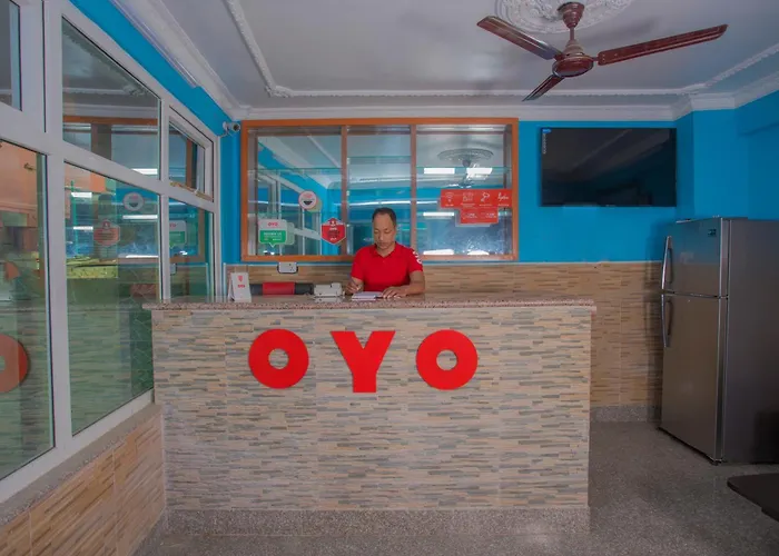 Oyo 251 Siddhi Binayak *